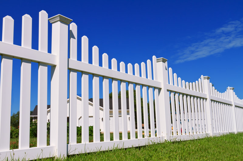 white vinyl picket fence installation illinois