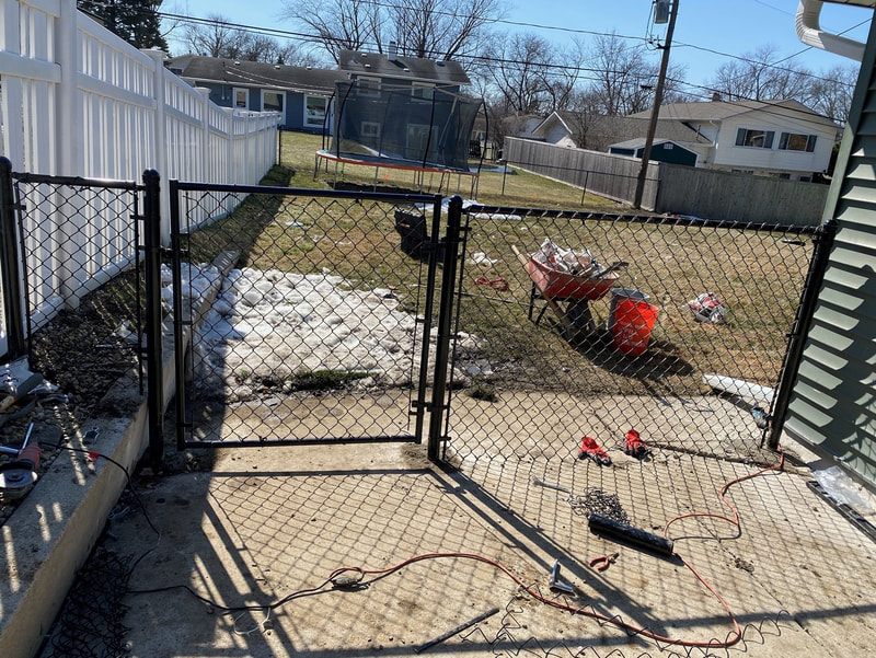 black chain link fence install schaumburg