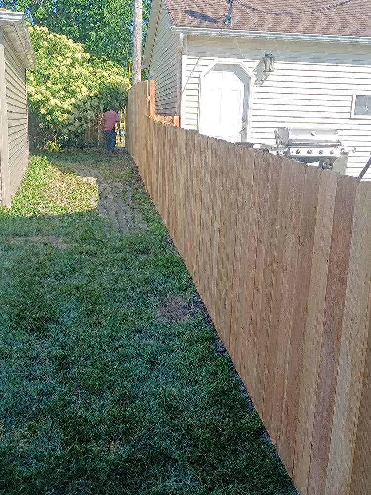 wood fence installation elgin illinois