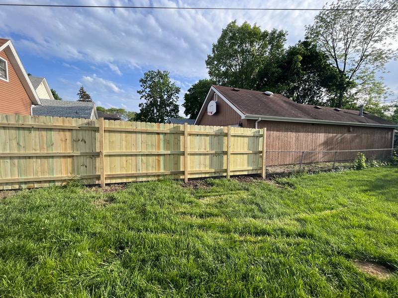 privacy fence installation wood fencing st charles illinois