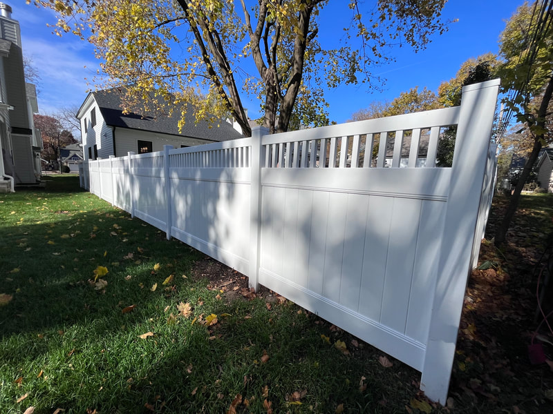 vinyl fence installation Schaumburg Illinois