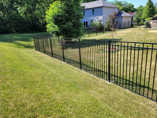 east dundee fence contractor company