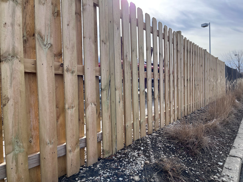 wood fence installation schaumburg illinois